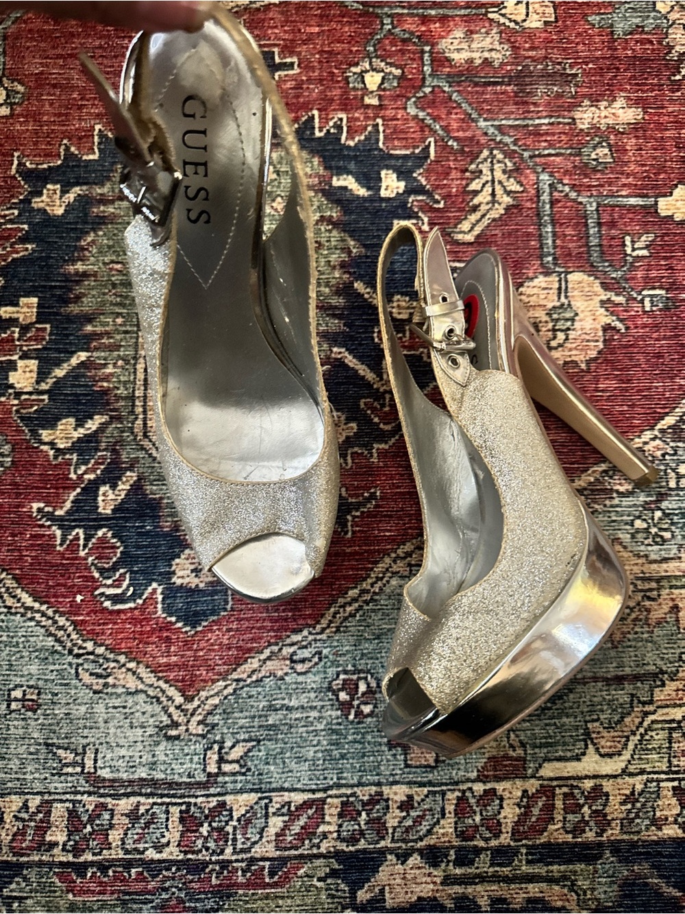 2010 GUESS platform slingback pumps